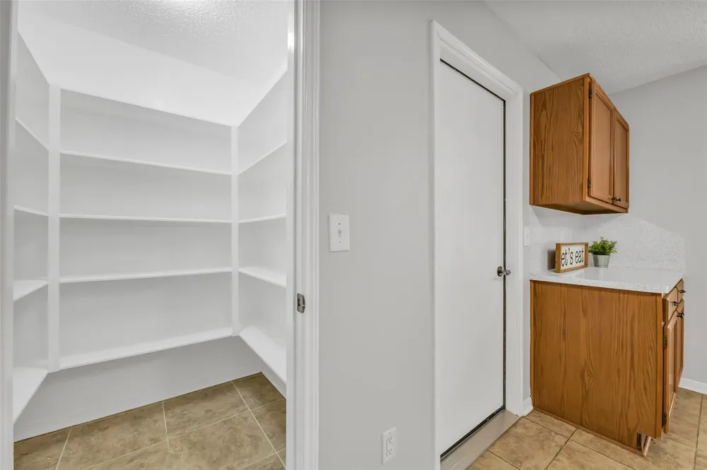 2708 Glendale Drive Pearland, TX 77584