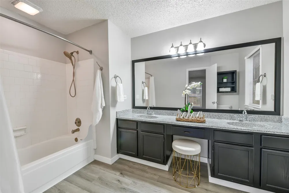 2708 Glendale Drive Pearland, TX 77584