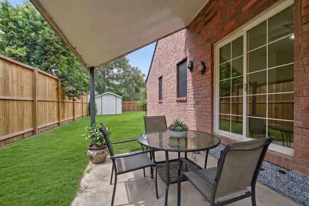 2708 Glendale Drive Pearland, TX 77584