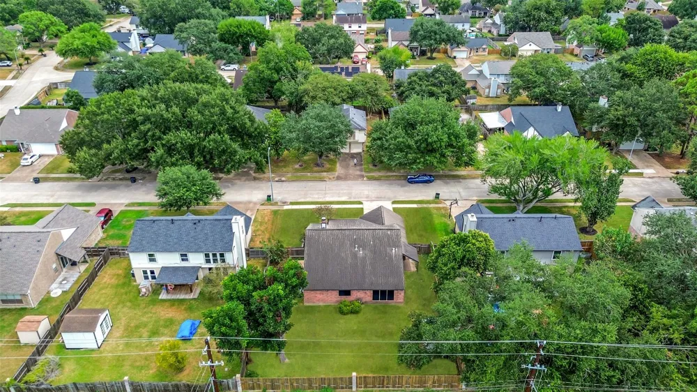 2708 Glendale Drive Pearland, TX 77584