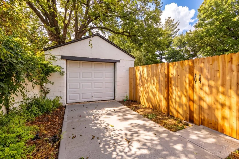 6626 Home City Avenue Cincinnati, OH 45233