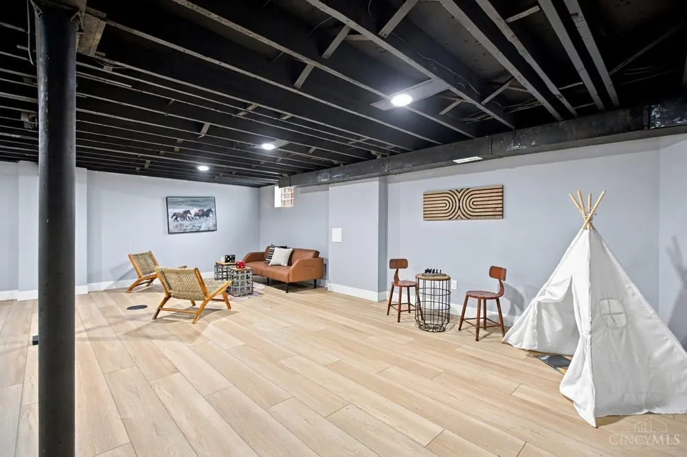 6626 Home City Avenue Cincinnati, OH 45233