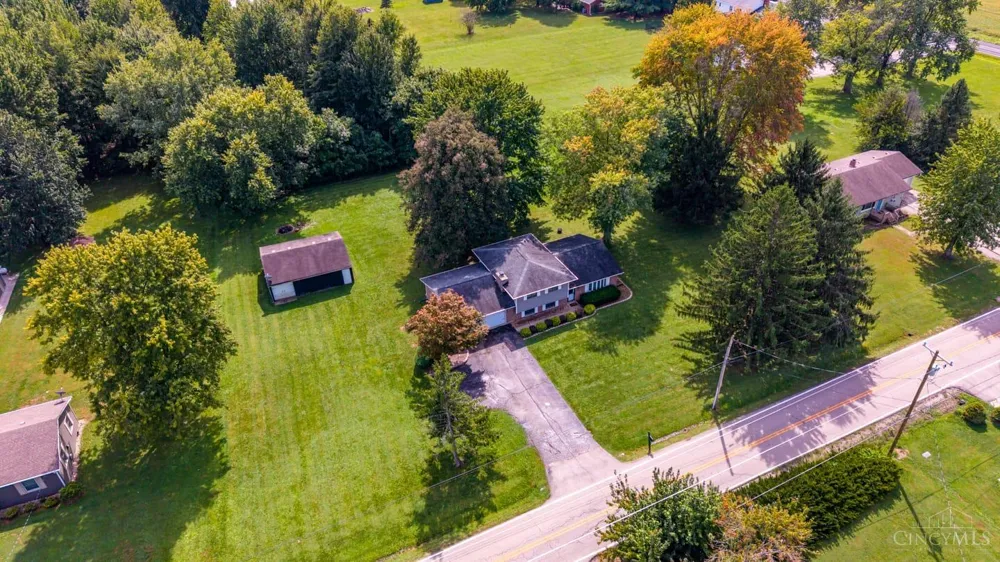 4953 Brant Road Salem, OH 45152