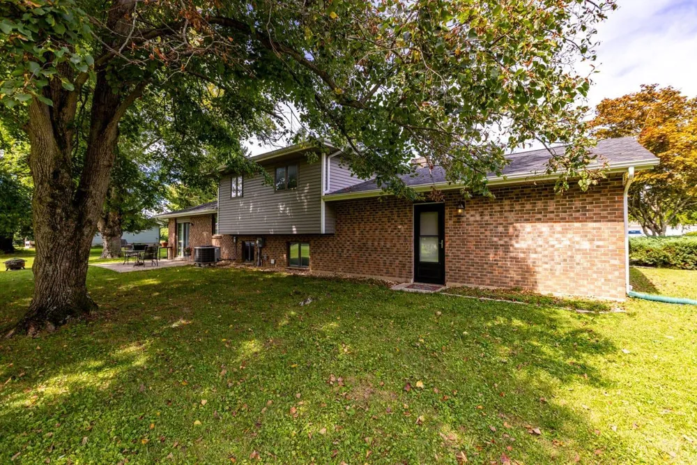 4953 Brant Road Salem, OH 45152