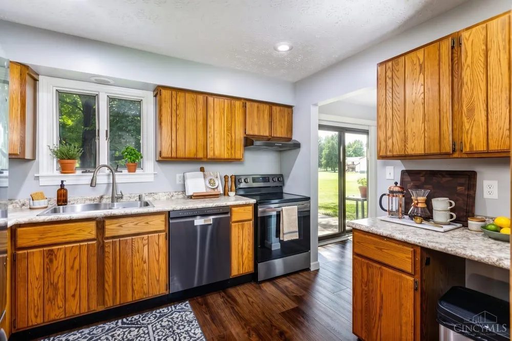 4953 Brant Road Salem, OH 45152