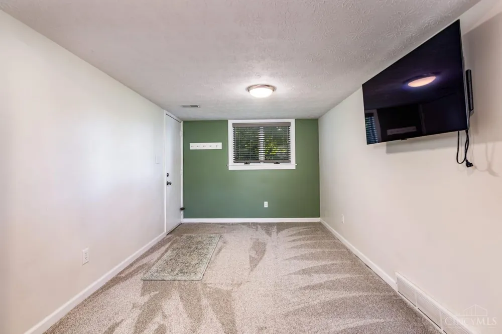 4953 Brant Road Salem, OH 45152