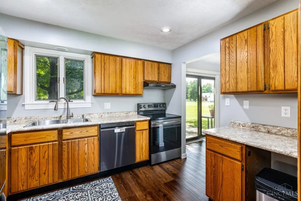 4953 Brant Road Salem, OH 45152