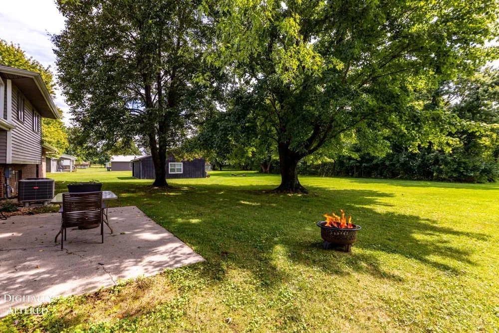 4953 Brant Road Salem, OH 45152