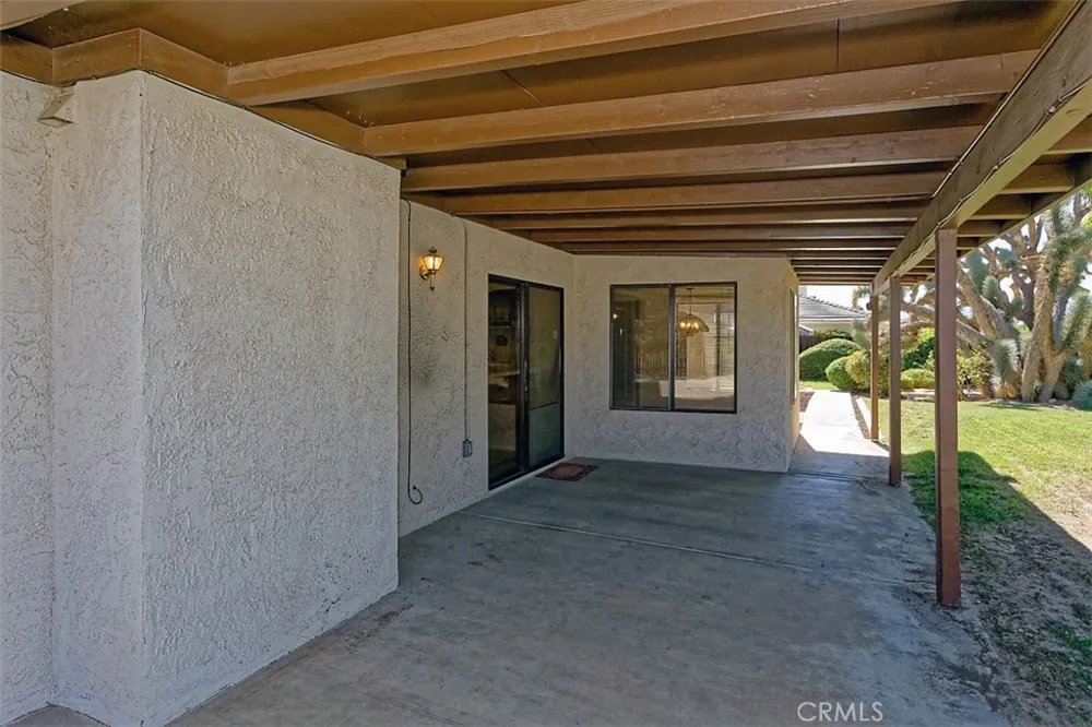 13564 Quapaw Road Apple Valley, CA 92308