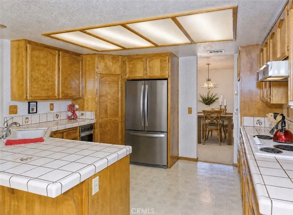 13564 Quapaw Road Apple Valley, CA 92308