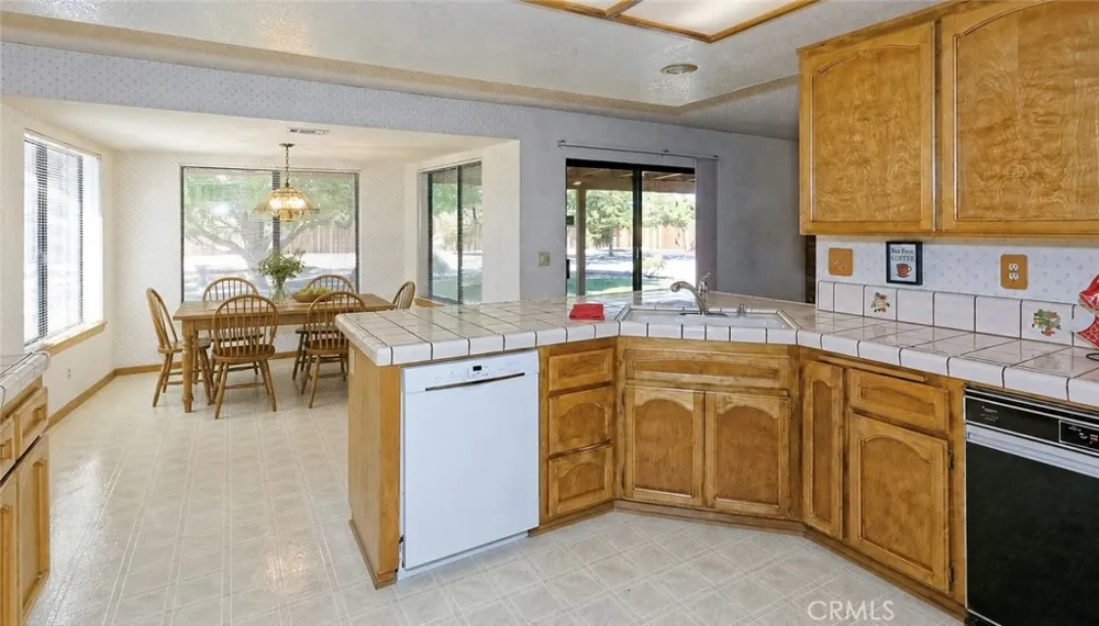 13564 Quapaw Road Apple Valley, CA 92308
