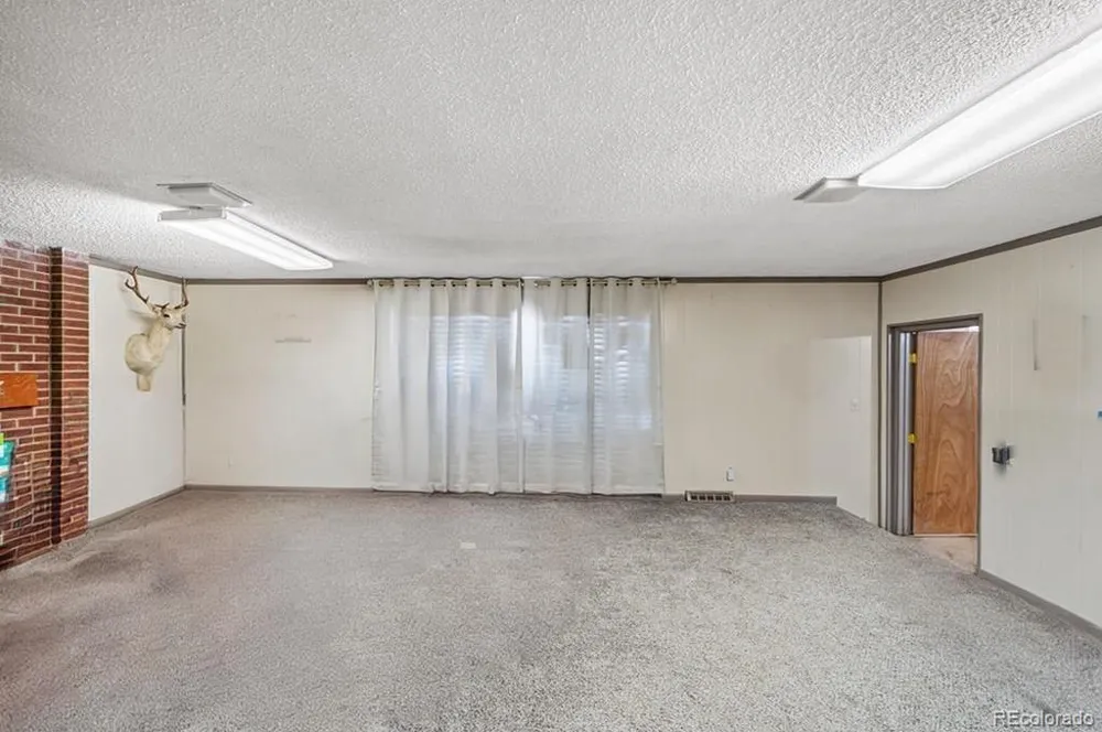302 Meade Avenue Pueblo, CO 81001