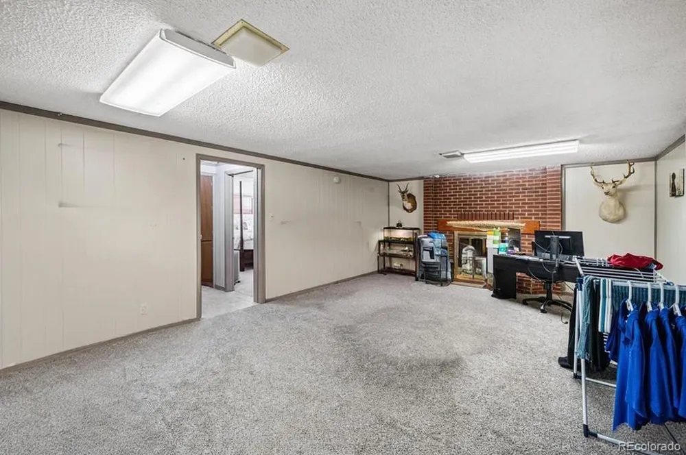 302 Meade Avenue Pueblo, CO 81001
