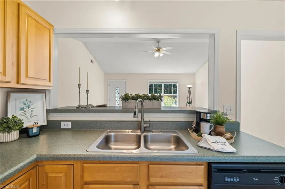 3803 Mulberry Lane High Point, NC 27265