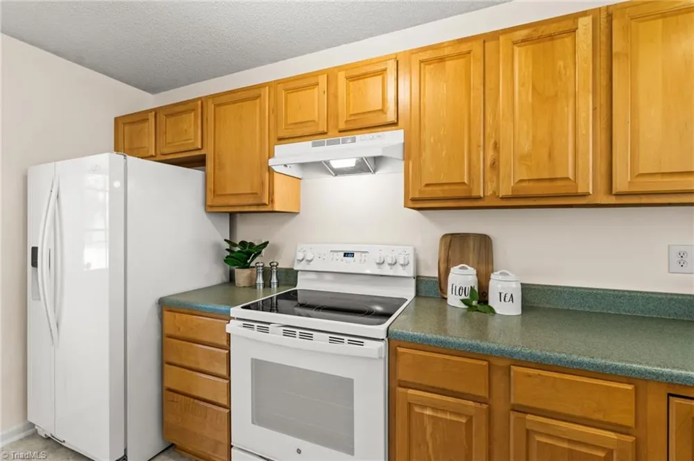 3803 Mulberry Lane High Point, NC 27265