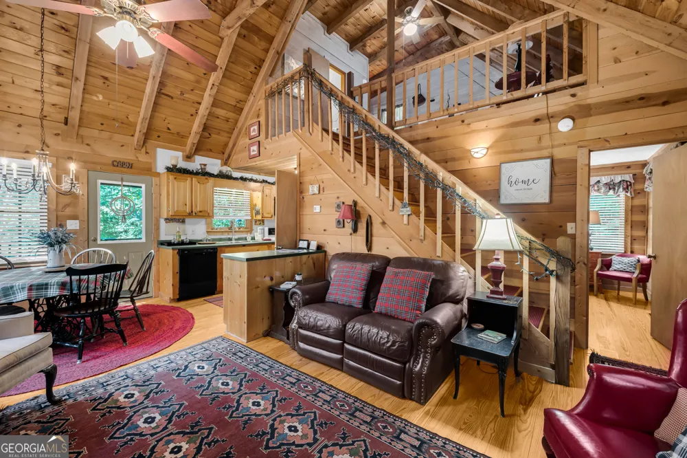 445 Skyview CIR Clarkesville, GA 30523