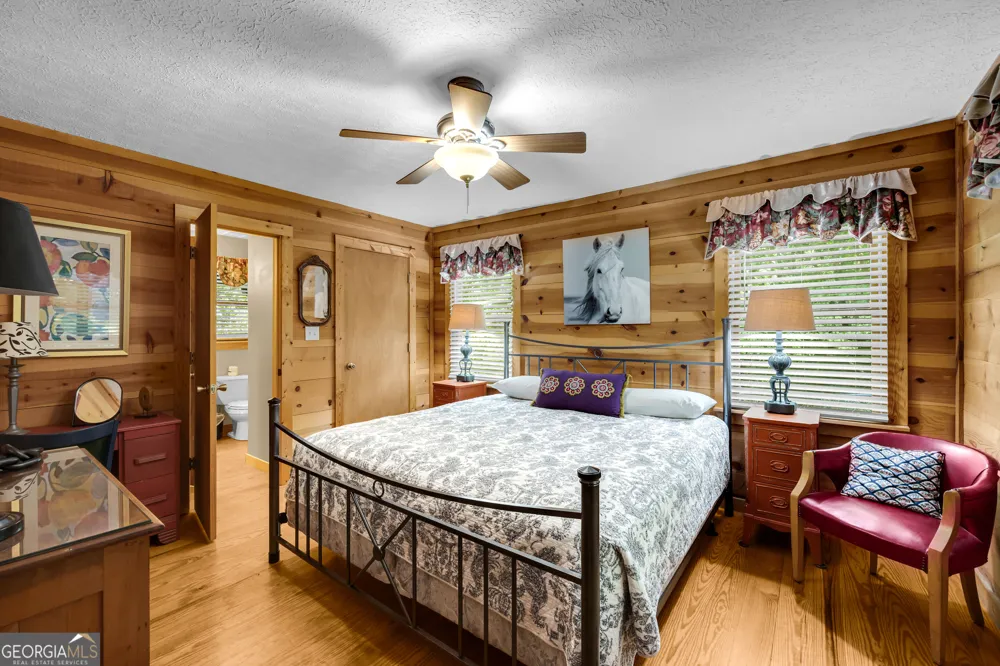 445 Skyview CIR Clarkesville, GA 30523