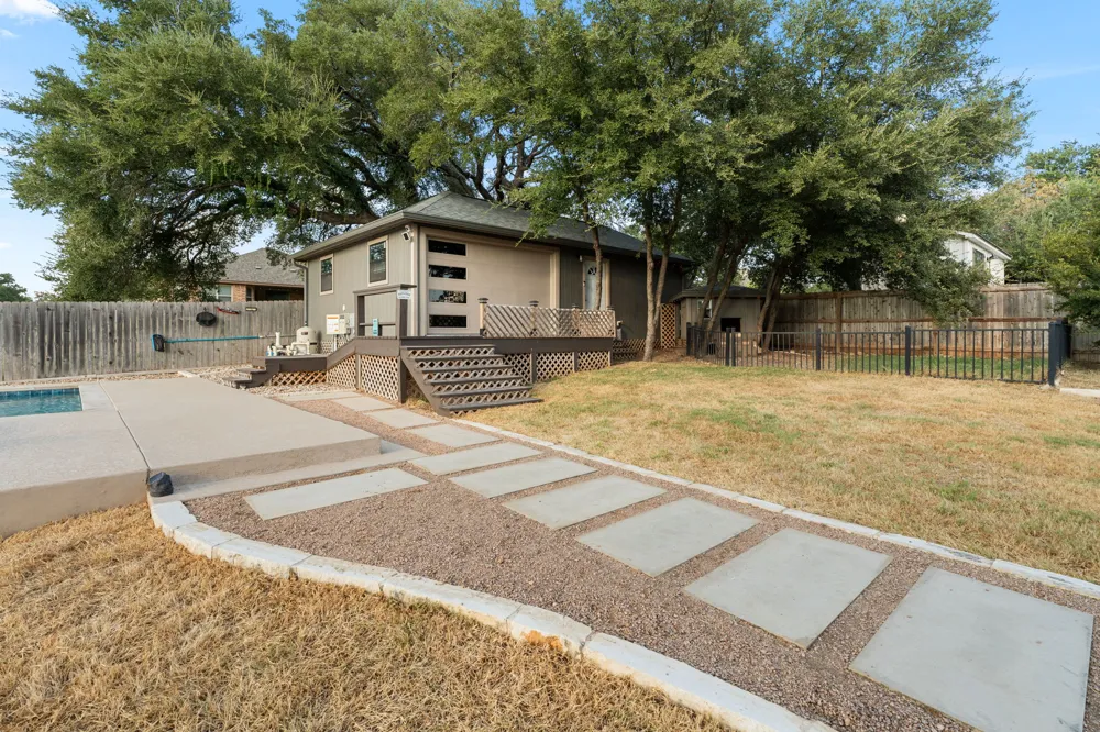 123 Archstone Loop Belton, TX 76513