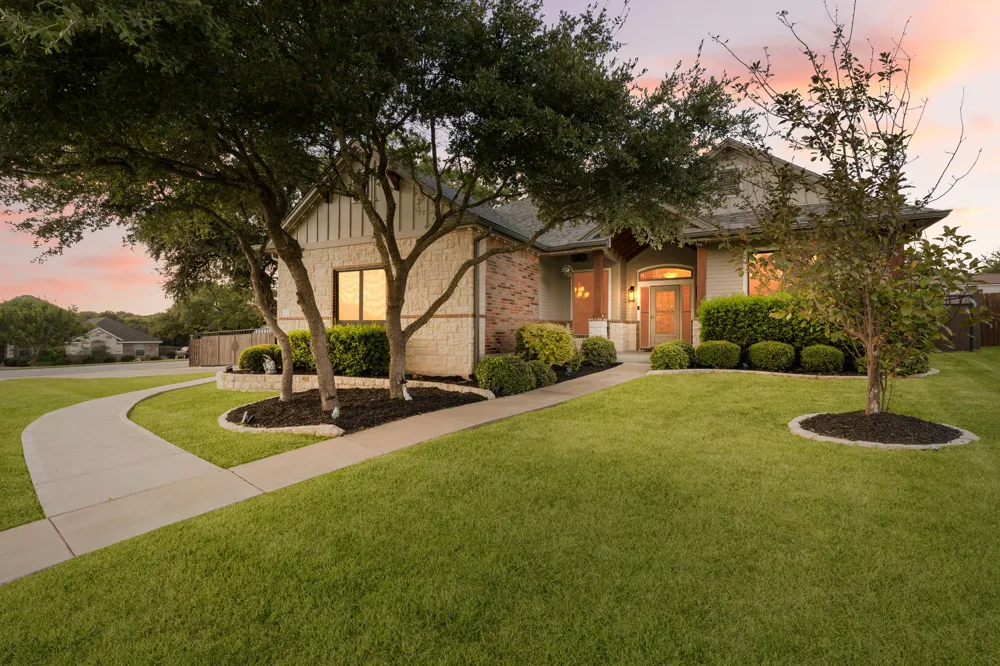 123 Archstone Loop Belton, TX 76513
