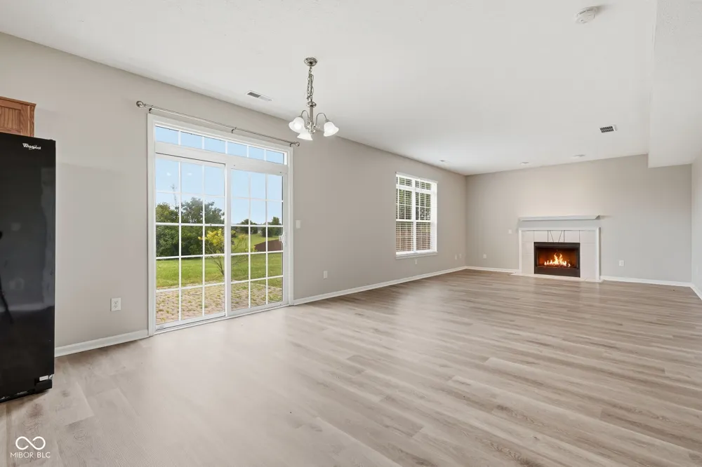 5320 Sandwood Drive Indianapolis, IN 46235