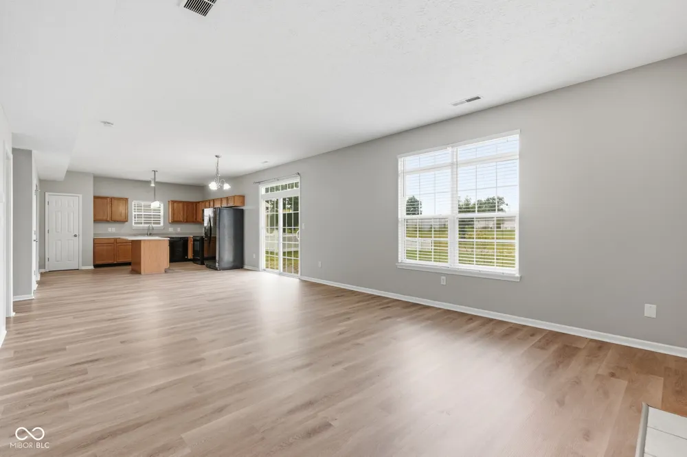 5320 Sandwood Drive Indianapolis, IN 46235