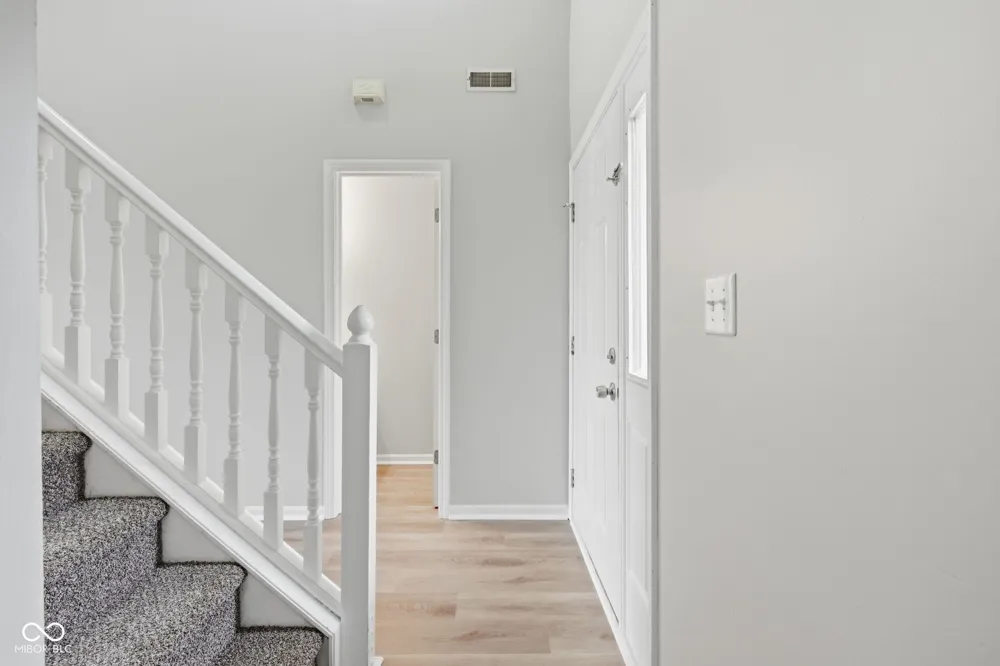 5320 Sandwood Drive Indianapolis, IN 46235
