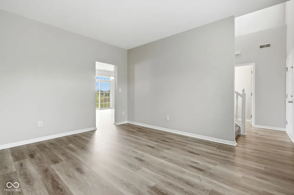 5320 Sandwood Drive Indianapolis, IN 46235