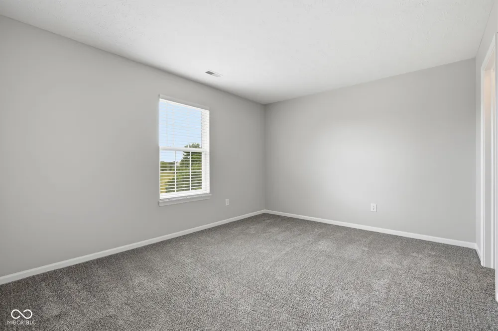 5320 Sandwood Drive Indianapolis, IN 46235