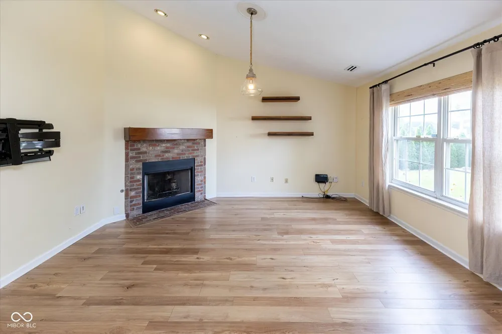 14906 Copper Tree Way Carmel, IN 46033