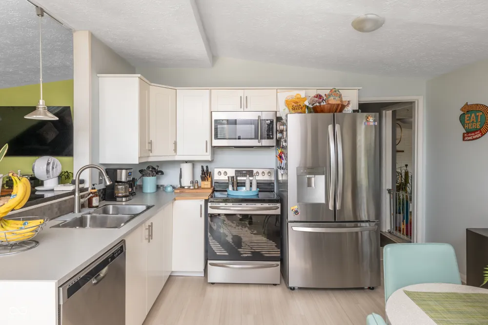 1284 Edmondson Avenue Indianapolis, IN 46219