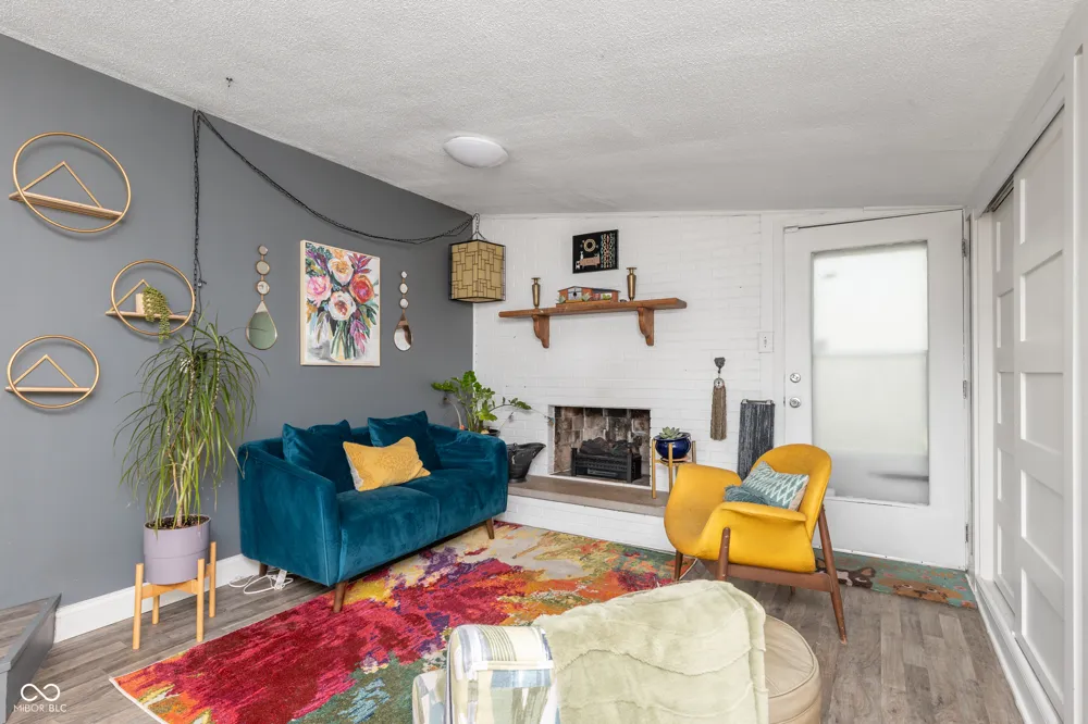 1284 Edmondson Avenue Indianapolis, IN 46219