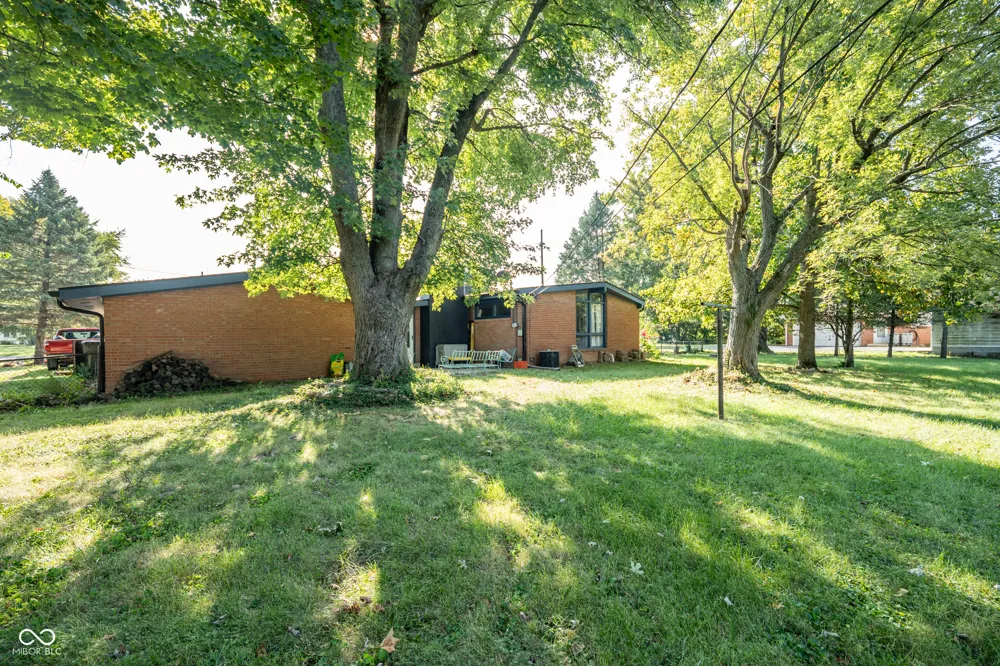 1284 Edmondson Avenue Indianapolis, IN 46219