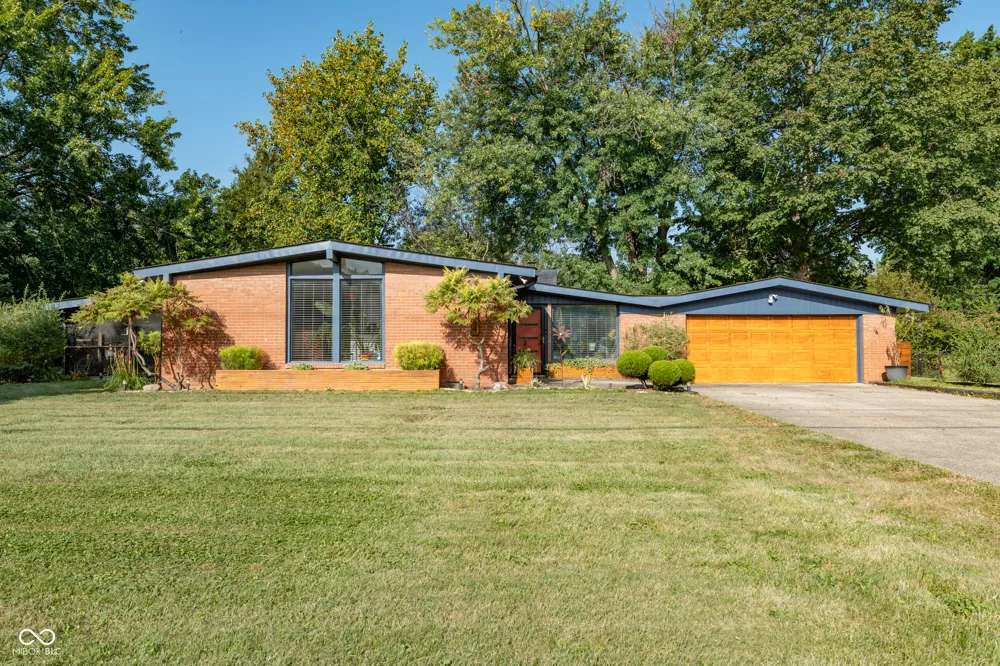 1284 Edmondson Avenue Indianapolis, IN 46219