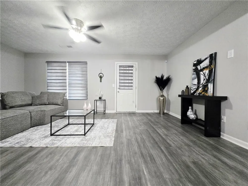 2430 Piering Drive Lithonia, GA 30038