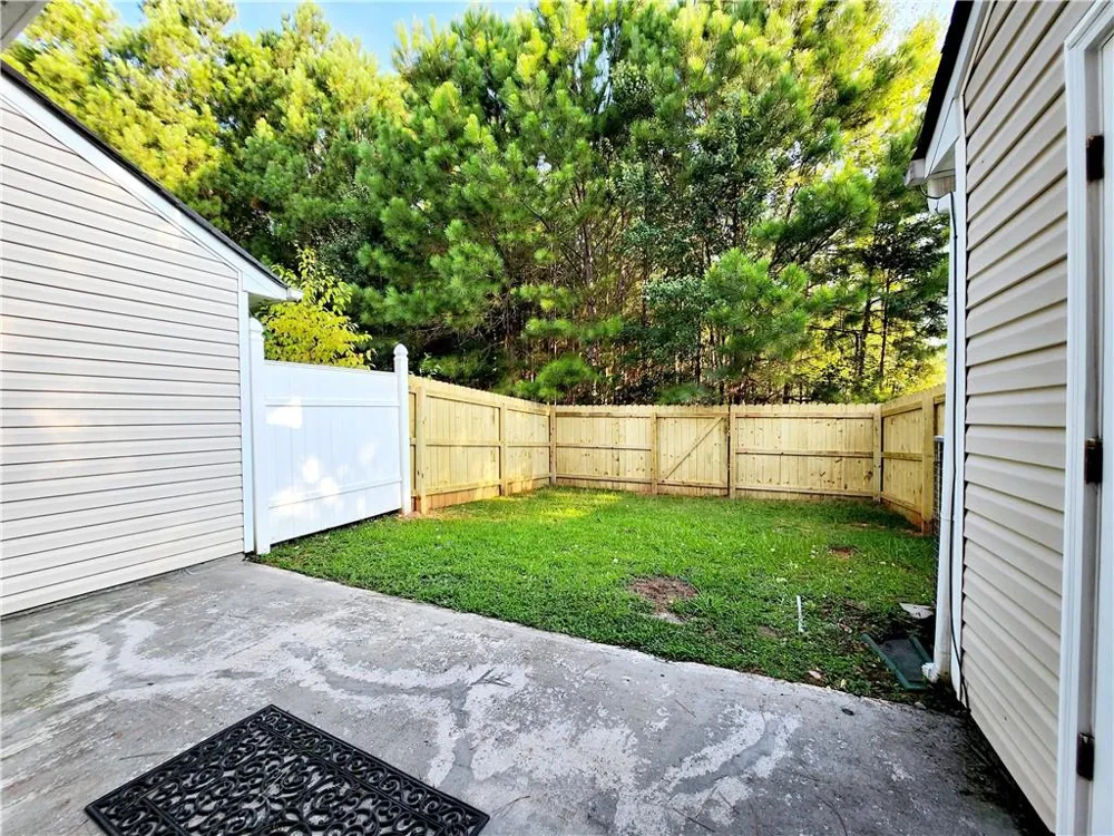 2430 Piering Drive Lithonia, GA 30038