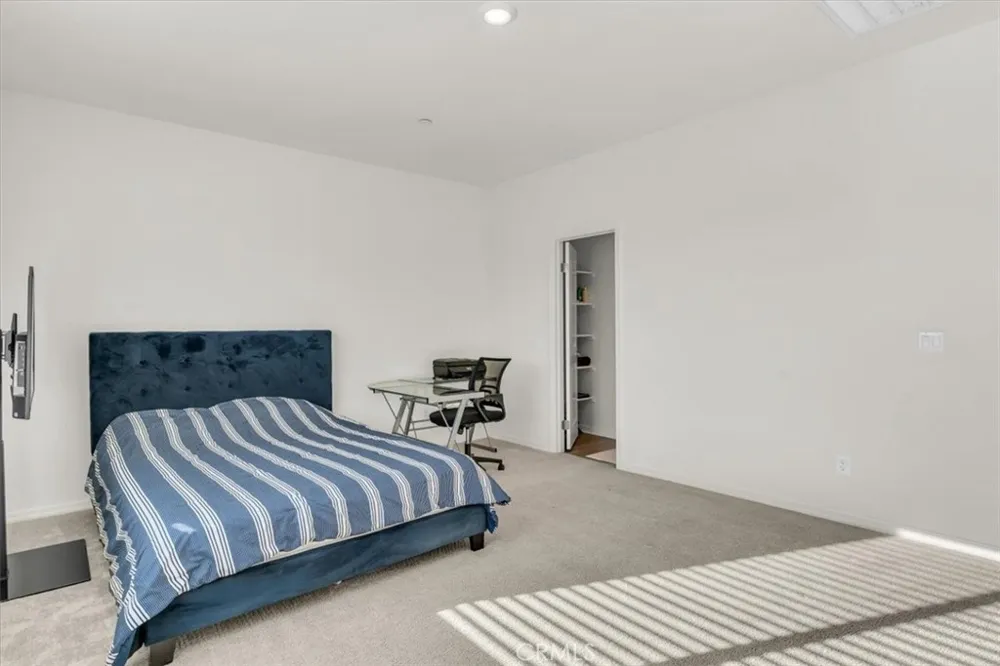 16604 Desert Lily Victorville, CA 92394