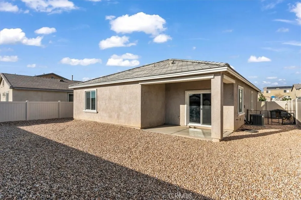 16604 Desert Lily Victorville, CA 92394