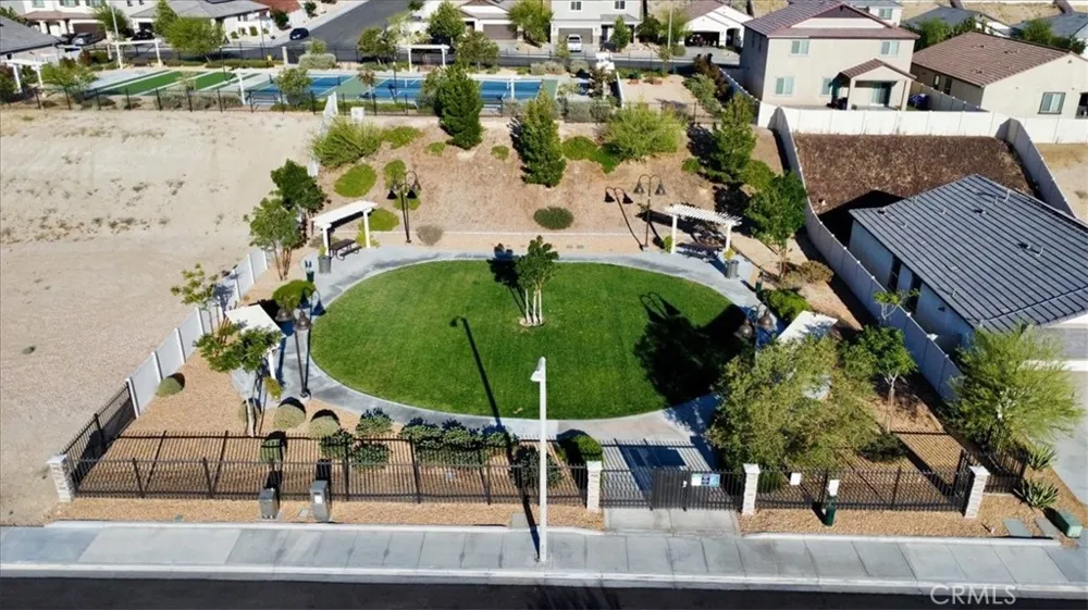 16604 Desert Lily Victorville, CA 92394