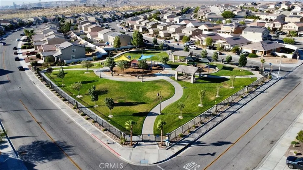 16604 Desert Lily Victorville, CA 92394