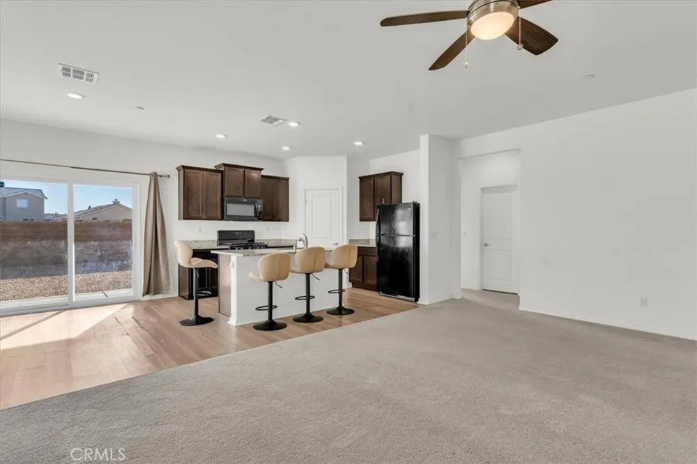 16604 Desert Lily Victorville, CA 92394