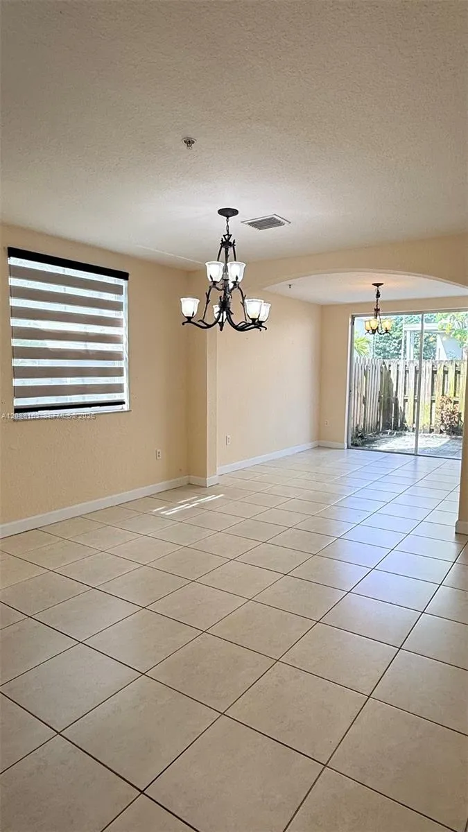 8177 W 36th Ave #7 Hialeah, FL 33018