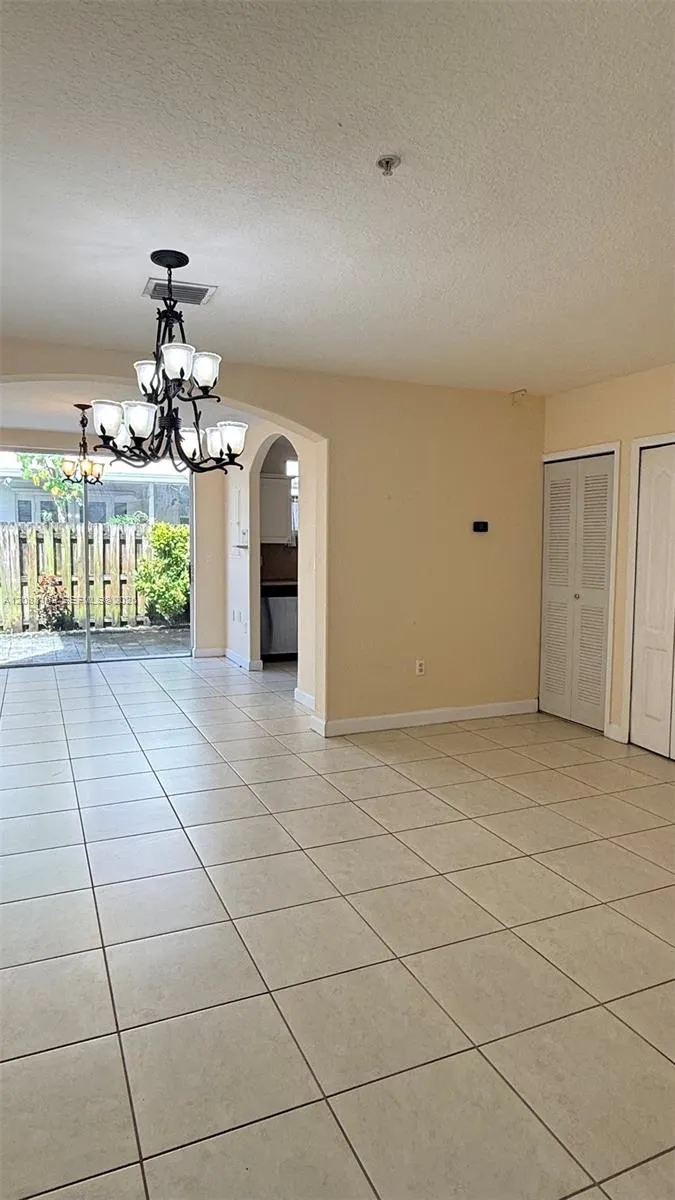 8177 W 36th Ave #7 Hialeah, FL 33018