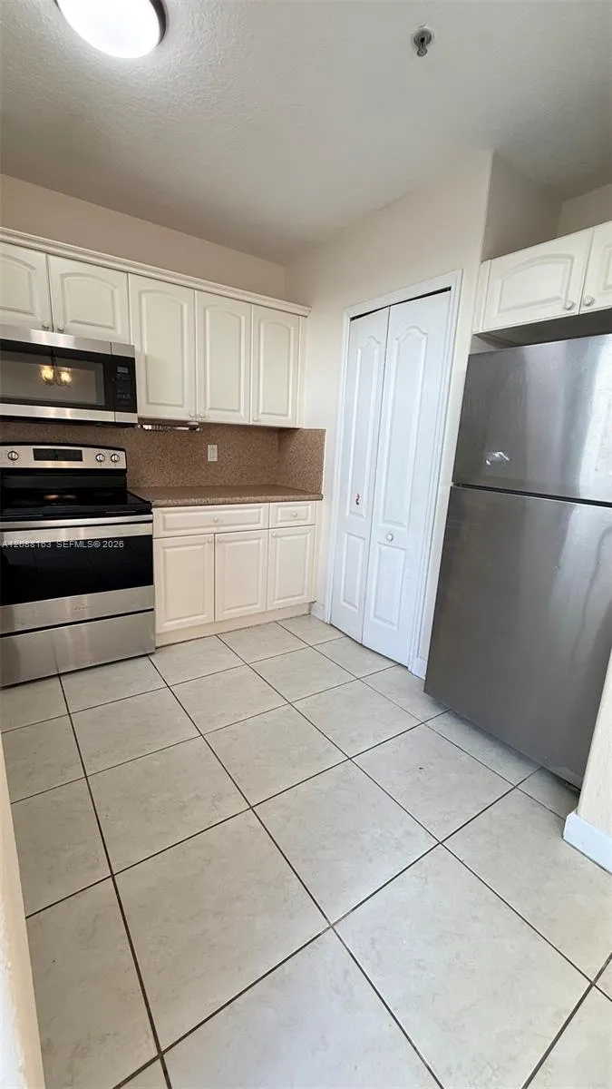 8177 W 36th Ave #7 Hialeah, FL 33018