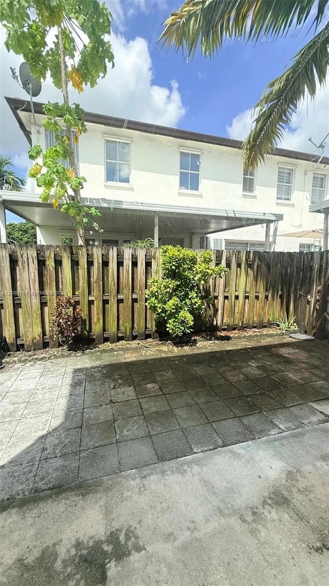 8177 W 36th Ave #7 Hialeah, FL 33018