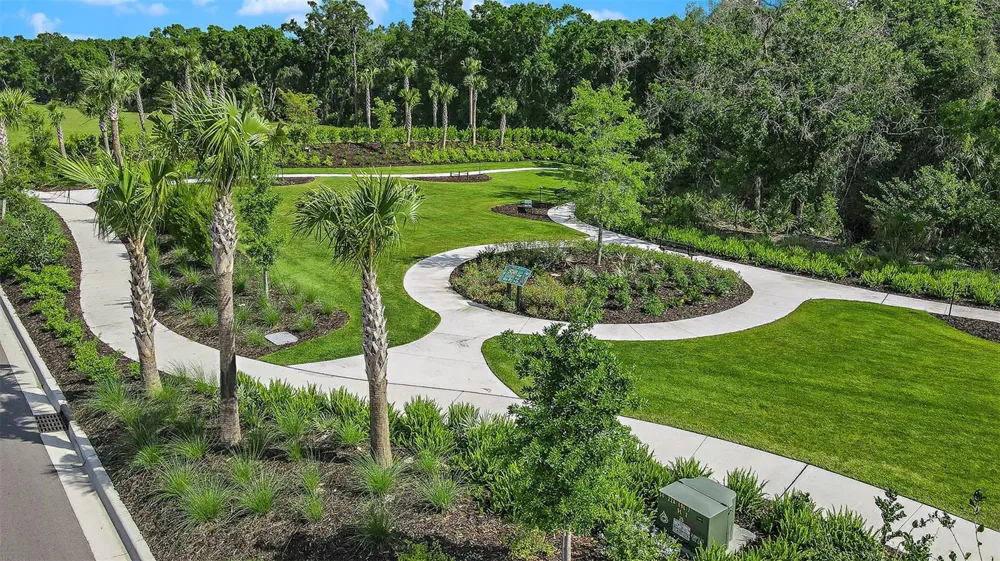 3258 ALBA CIRCLE Bradenton, FL 34211