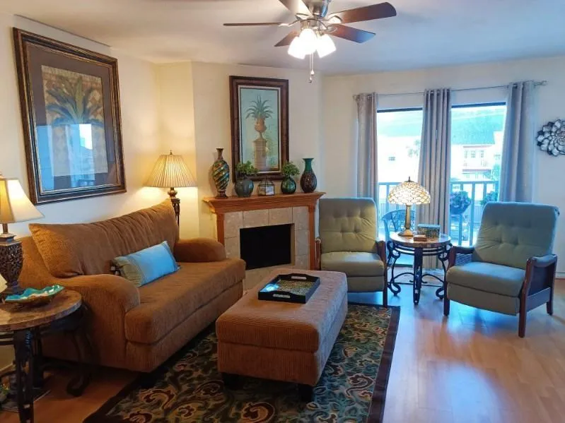 3220 69th Street #A8 Galveston, TX 77551