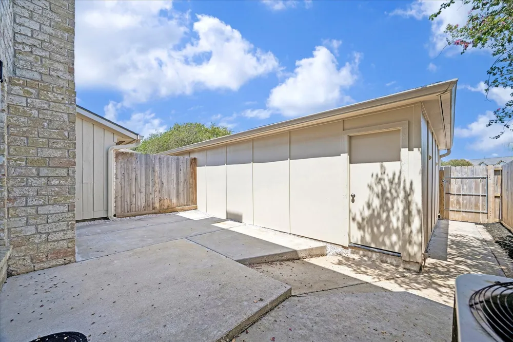 26 Chapparal Court Missouri City, TX 77459