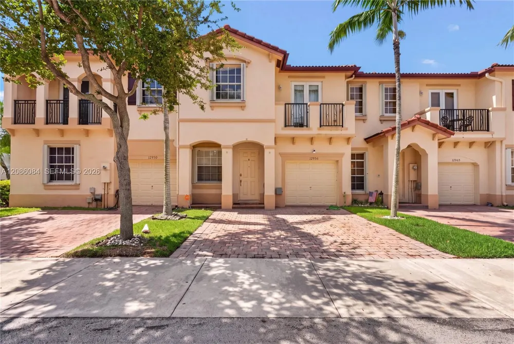 12956 SW 134th Ter Miami, FL 33186