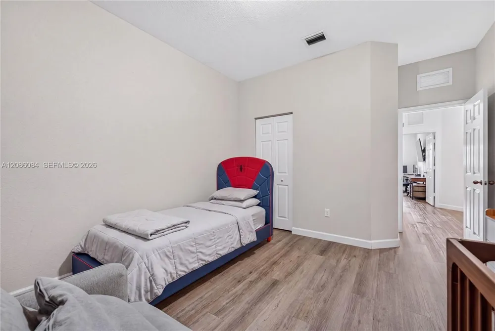 12956 SW 134th Ter Miami, FL 33186