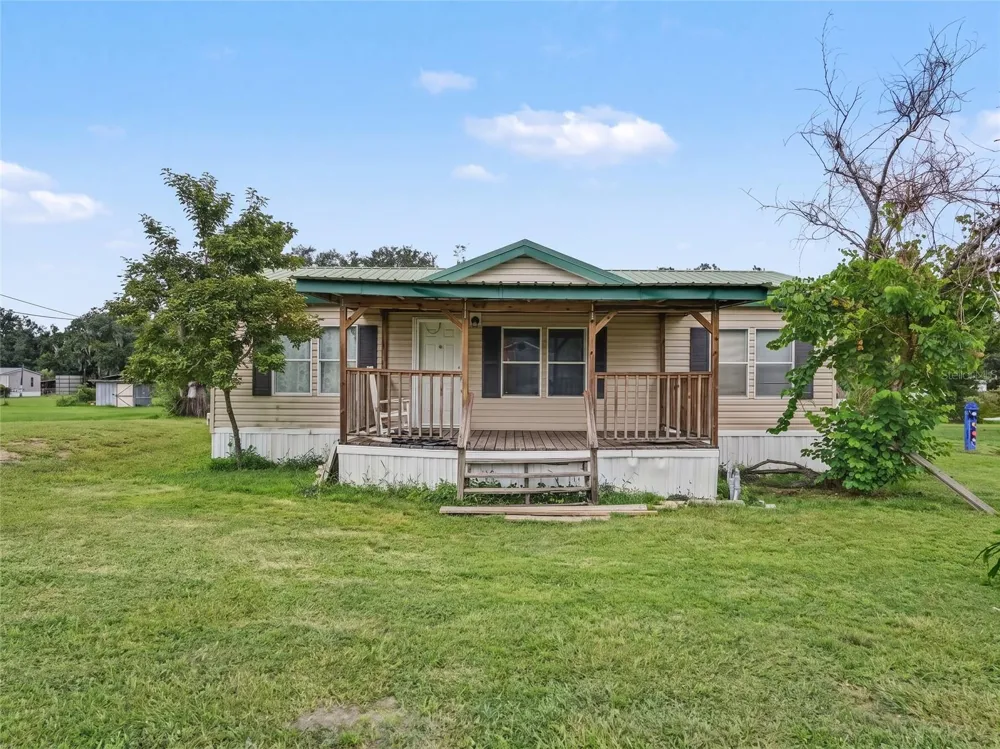 11121 LITHIA PINECREST ROAD Lithia, FL 33547